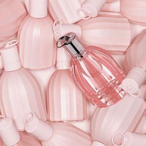 صورة لقسم عطور